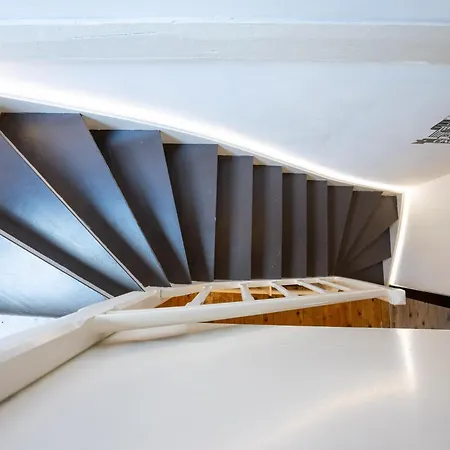 Chez Nadine 라로셰안알데네