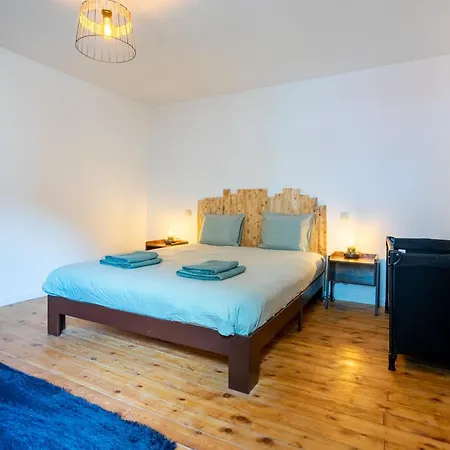 Chez Nadine 라로셰안알데네